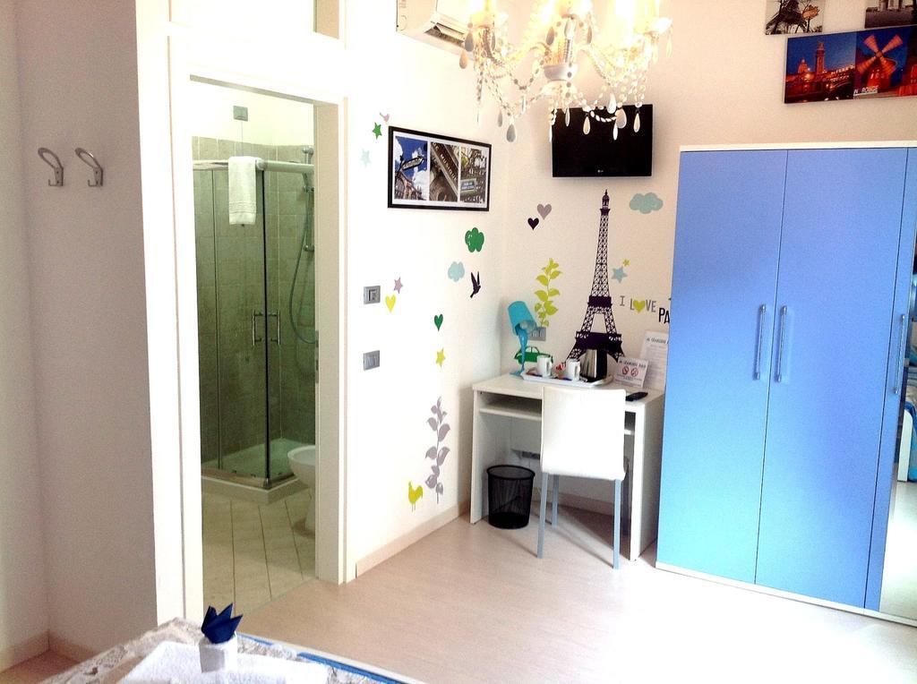 Ai Giardini Rooms -Vicino Ospedale Borgo Trento E Centro Storico Verona Exterior foto