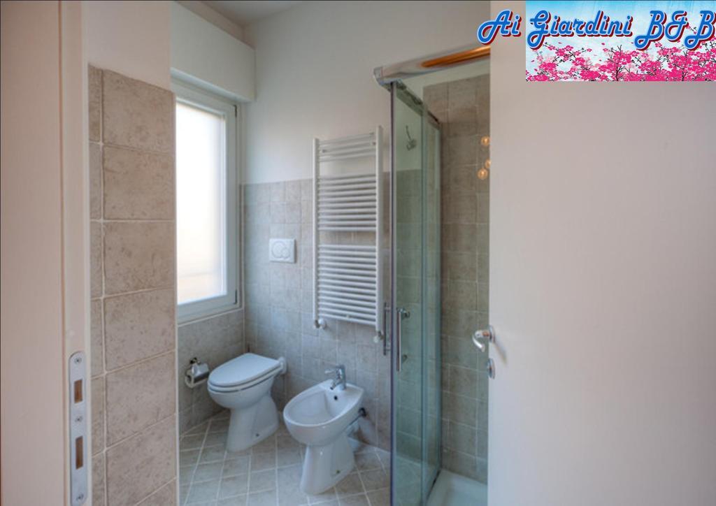 Ai Giardini Rooms -Vicino Ospedale Borgo Trento E Centro Storico Verona Zimmer foto
